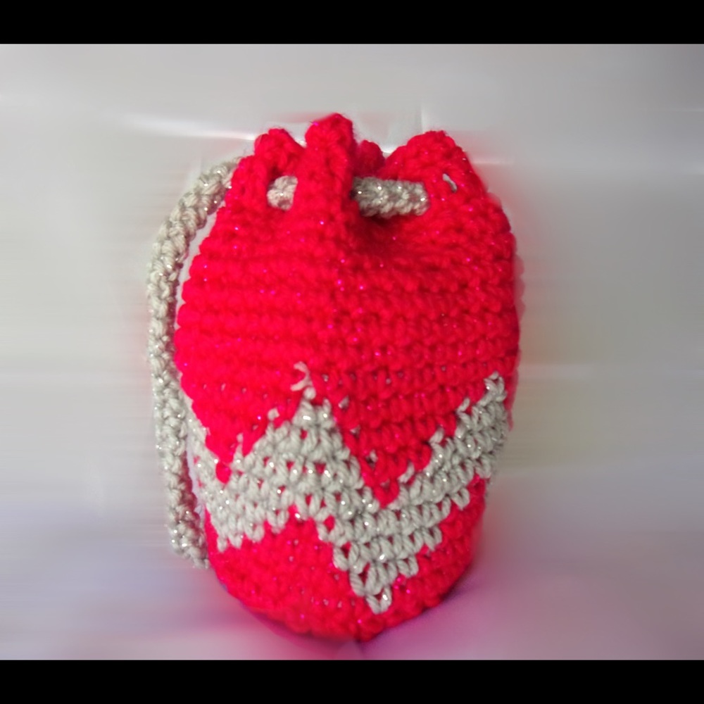 Pink Fuchsia Drawstring Makeup Bag - Picture 2 of 3